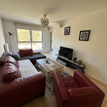 Pionir * 塞拉耶佛